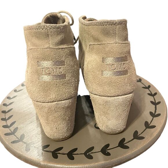 TOMS Tan Desert Wedge Ankle Lace Up Bootie Women's Size 8.5 - Picture 2 of 11